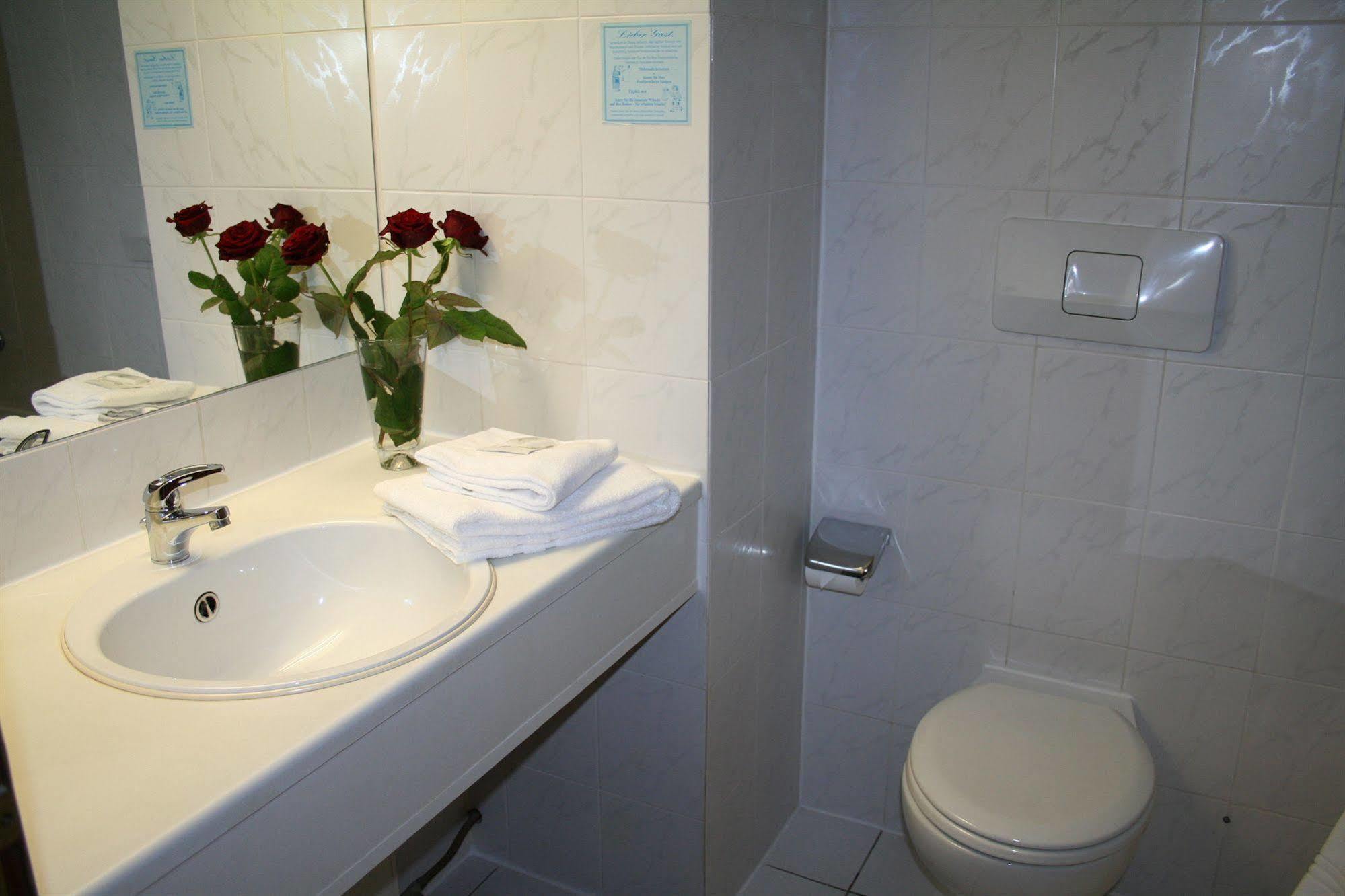 Hotel Shawi Erzhausen Εξωτερικό φωτογραφία